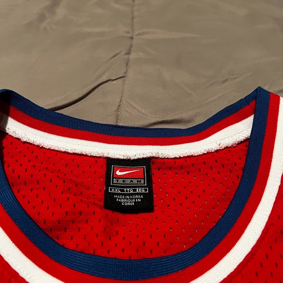 Vintage Allen Iverson 76ers jersey - Picture 5 of 6